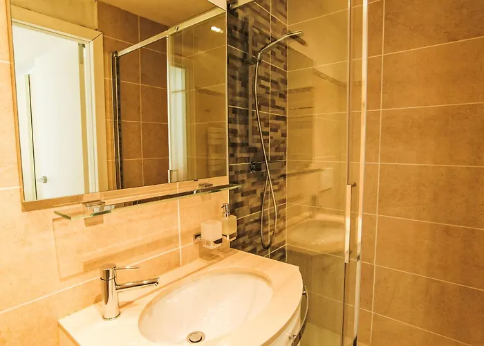 Appartamento Cristal-5 By Interhome